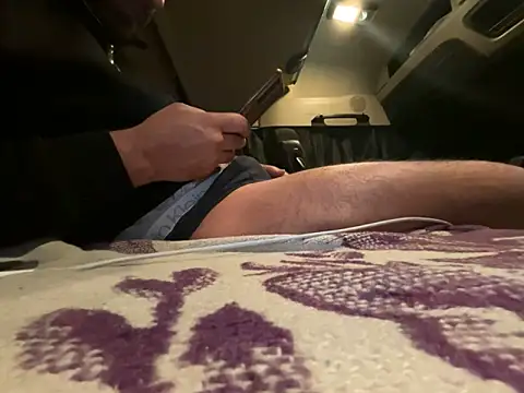 Snapshot of fedoil chatting on January 13, 7:42 pm fedoil online show from January 13, 7:42 pm