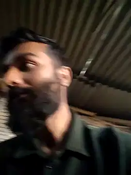 Snapshot of scoozeme chatting on February 20, 4:39 am scoozeme online show from February 20, 4:39 am