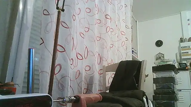 cyril020202 online show from January 14, 7:57 am