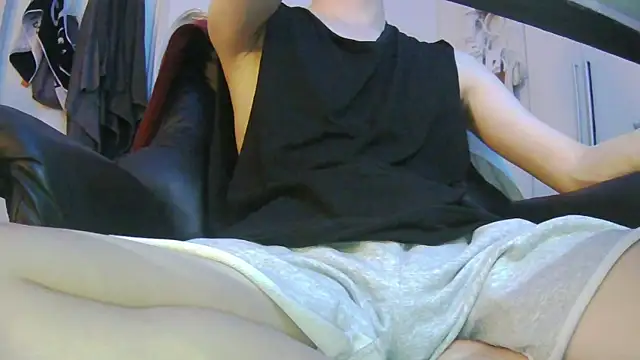 Ray175oo online show from June 10, 7:47 pm
