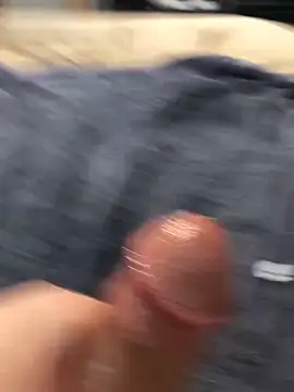 darksmoke011 online show from February 15, 9:01 pm