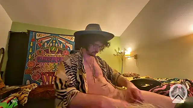 HippieBWC4U online show from January 15, 11:00 am