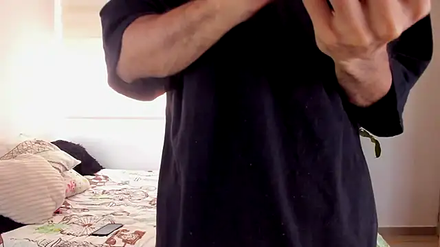 aldrinwhite online show from October 3, 6:46 pm