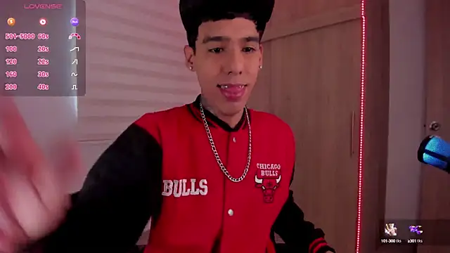 aldrinwhite online show from January 23, 1:13 pm