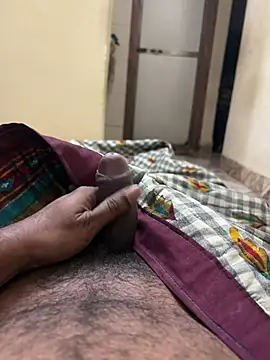 A-mira online show from February 11, 8:03 pm