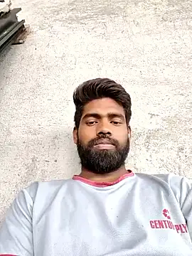 INDIANBOY7439 online show from April 3, 8:11 am