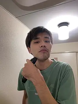 Snapshot of ryusei18570 chatting on February 27, 1:17 pm ryusei18570 online show from February 27, 1:17 pm