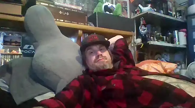 clitstitsandbongrips online show from January 8, 4:22 pm