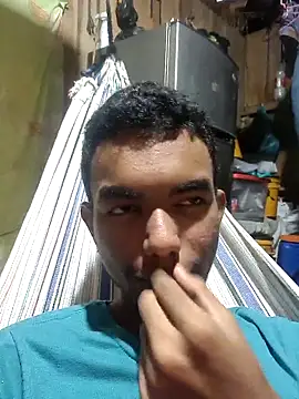 Reynold2608 online show from December 4, 3:24 am