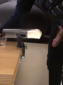 Snapshot of Inseminator69 chatting on February 27, 3:59 pm Inseminator69 online show from February 27, 3:59 pm