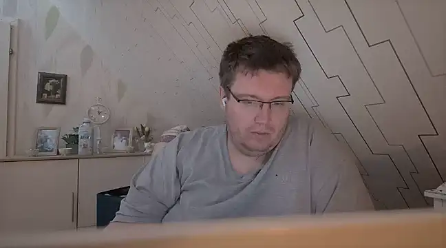 der alex38 online show from February 11, 10:18 pm