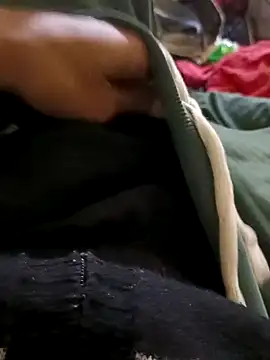 HammeryourVagina online show from December 27, 5:05 pm