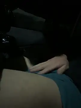 Snapshot of Hideen-real-face chatting on March 2, 12:25 pm Hideen-real-face online show from March 2, 12:25 pm