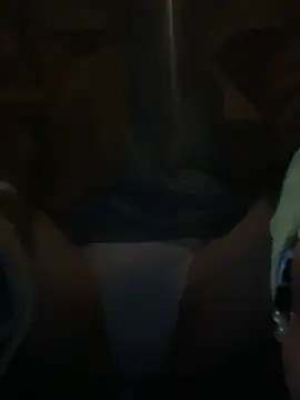 Snapshot of Hideen-real-face chatting on March 19, 10:55 am Hideen-real-face online show from March 19, 10:55 am