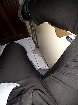 Whiper2024 online show from October 9, 6:24 pm