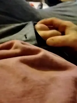 hornygiltz92 online show from January 18, 9:17 pm