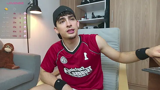 Snapshot of zenn_rush1 chatting on February 22, 2:49 pm zenn rush1 online show from February 22, 2:49 pm