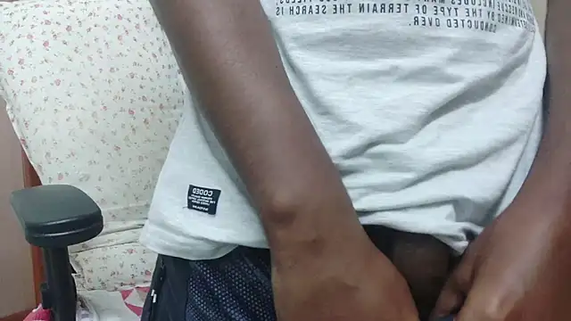 Awesomehotboy online show from November 28, 4:42 pm