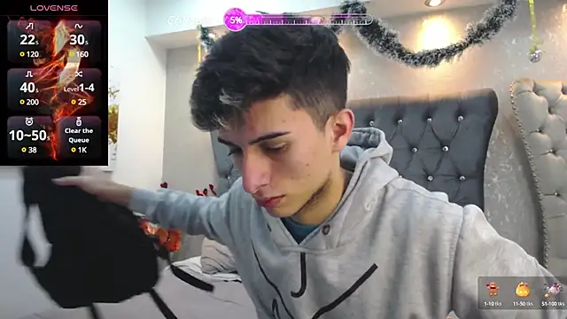 Snapshot of MrWilliseo chatting on January 5, 7:49 pm MrWilliseo online show from January 5, 7:49 pm