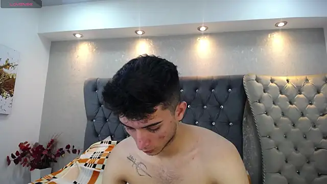 Snapshot of MrWilliseo chatting on January 29, 7:43 pm MrWilliseo online show from January 29, 7:43 pm