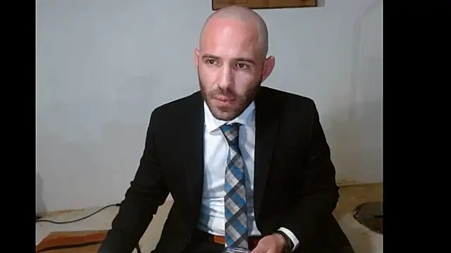 TheNakedPreacher online show from December 15, 8:30 am