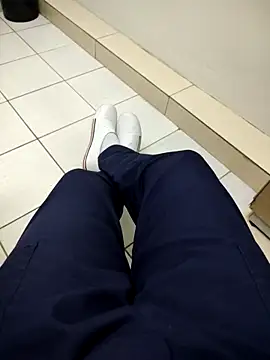 Snapshot of gatmoreno1 chatting on October 3, 4:34 pm gatmoreno1 online show from October 3, 4:34 pm