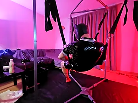 manforhotfun online show from April 23, 2:49 am