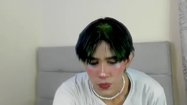 andrew uwu  online show from March 22, 9:20 pm