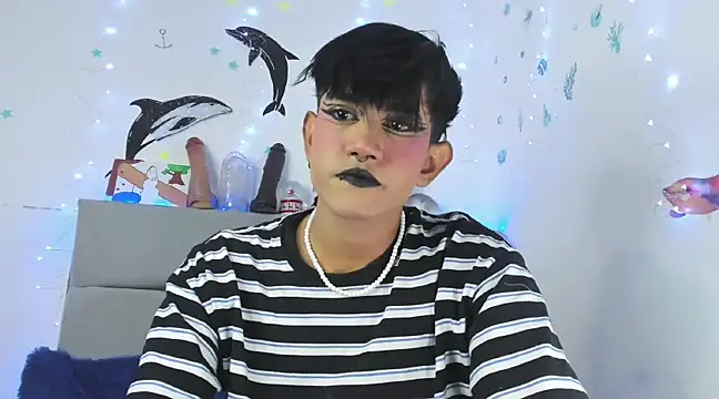 andrew uwu  online show from December 18, 12:43 am