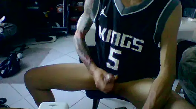 GregRodrz online show from January 8, 9:21 am