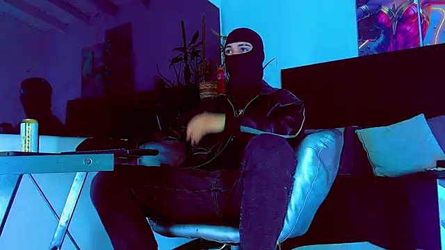 HannibalLester online show from December 23, 5:05 am