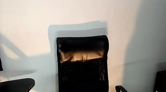 AbrahanBratz online show from December 25, 3:49 pm