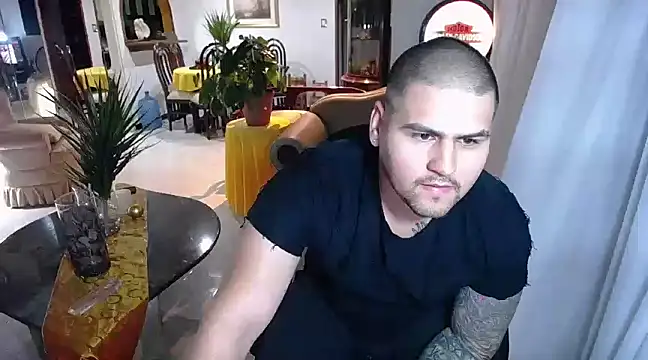 pitbullveryhot online show from February 9, 4:57 am