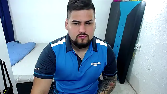 pitbullveryhot online show from October 10, 11:04 am