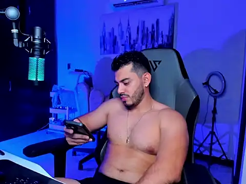 BrunoD31 online show from April 20, 4:04 am