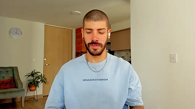 Guyinthemountain online show from January 15, 12:58 pm