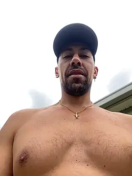 Snapshot of dantedesirexx chatting on February 13, 3:46 pm dantedesirexx online show from February 13, 3:46 pm