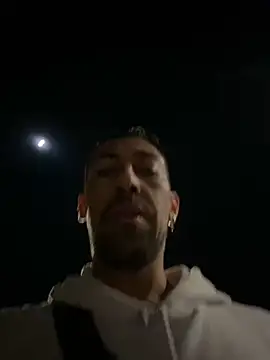 Snapshot of dantedesirexx chatting on January 13, 2:39 am dantedesirexx online show from January 13, 2:39 am