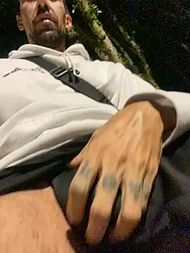 Snapshot of dantedesirexx chatting on January 18, 5:58 am dantedesirexx online show from January 18, 5:58 am