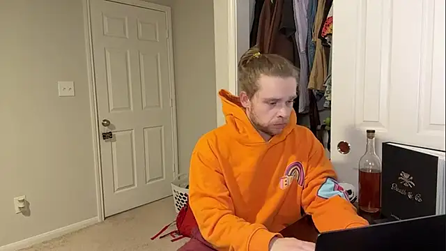 Snapshot of DaddydayDrinkzz chatting on March 2, 6:05 am DaddydayDrinkzz online show from March 2, 6:05 am