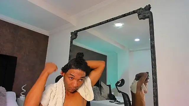 ErickHoffmans online show from January 21, 4:44 am