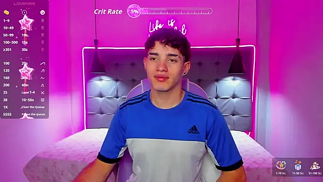 AlejooTwink online show from December 22, 2:20 am