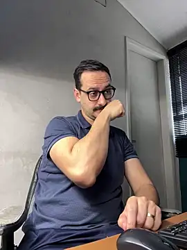 Superdad online show from October 2, 11:36 am