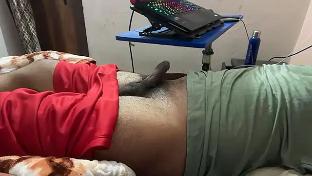 sexyboy09 online show from October 31, 7:50 pm