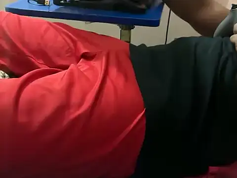 sexyboy09 online show from May 24, 7:25 am