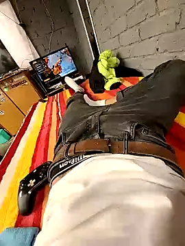 emiur online show from March 3, 7:23 pm