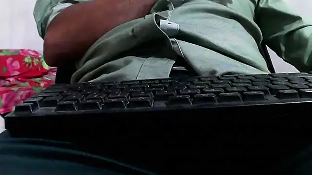 GO LALA online show from January 25, 4:45 am