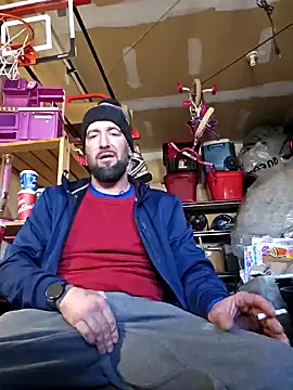 Beardedtattood online show from December 12, 3:48 pm