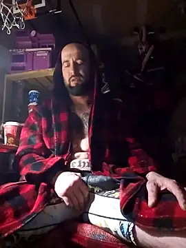 Beardedtattood online show from December 12, 3:10 am