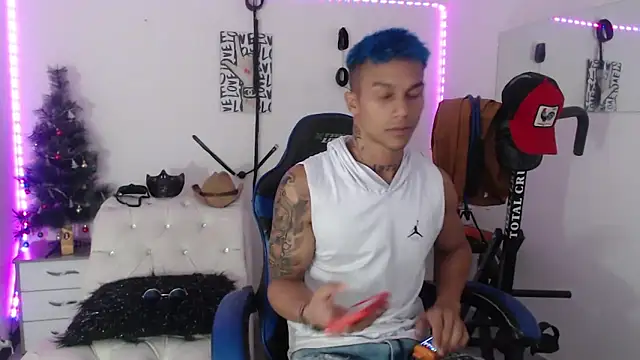 Leonard Price online show from February 5, 3:45 am